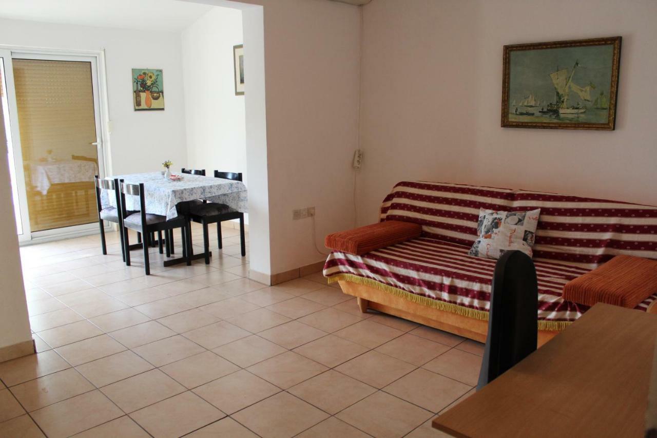 Apartman Samblic Krk Town Luaran gambar